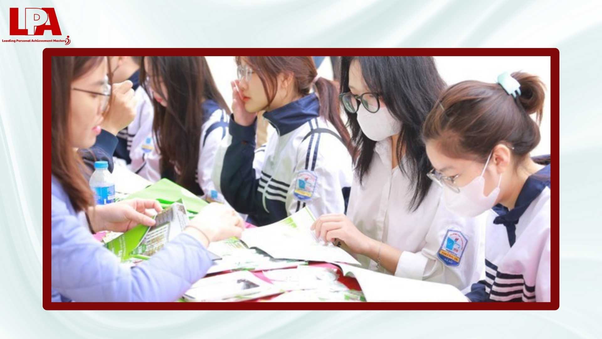 TOEIC-duoc-nhieu-truong-dung-xet-tuyen-nam-2025